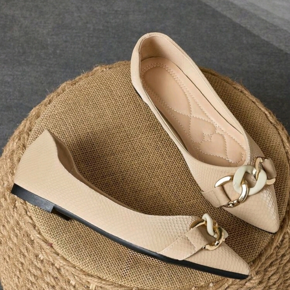 Women's New Metal Buckle Flat Pointed Toe Slip-On Flats, Versatile Fashion Soft - Picture 5 of 5